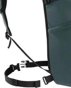 Camelbak Cloud Walker 18 85oz Hydration Pack - Dark Slate/Black -Camping Series Store 2531001000 darkslateblack c 55444.1682007166