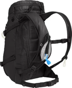 Camelbak SnoBlast 22 70oz Hydration Pack - Black/White 12 Camelbak SnoBlast 22 70oz Hydration Pack - Black/White -Camping Series Store 2781001000 blackwhite d 06665.1682016957