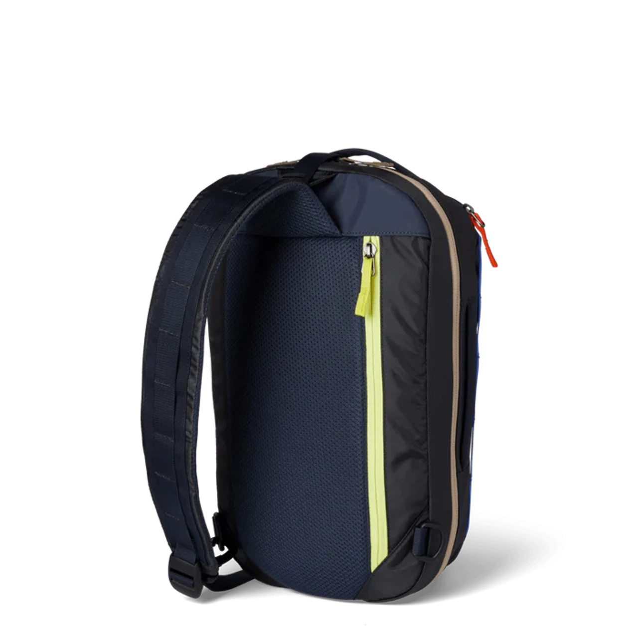 Cotopaxi Chasqui 13L Sling Pack - Graphite 3 Cotopaxi Chasqui 13L Sling Pack - Graphite - Image 3