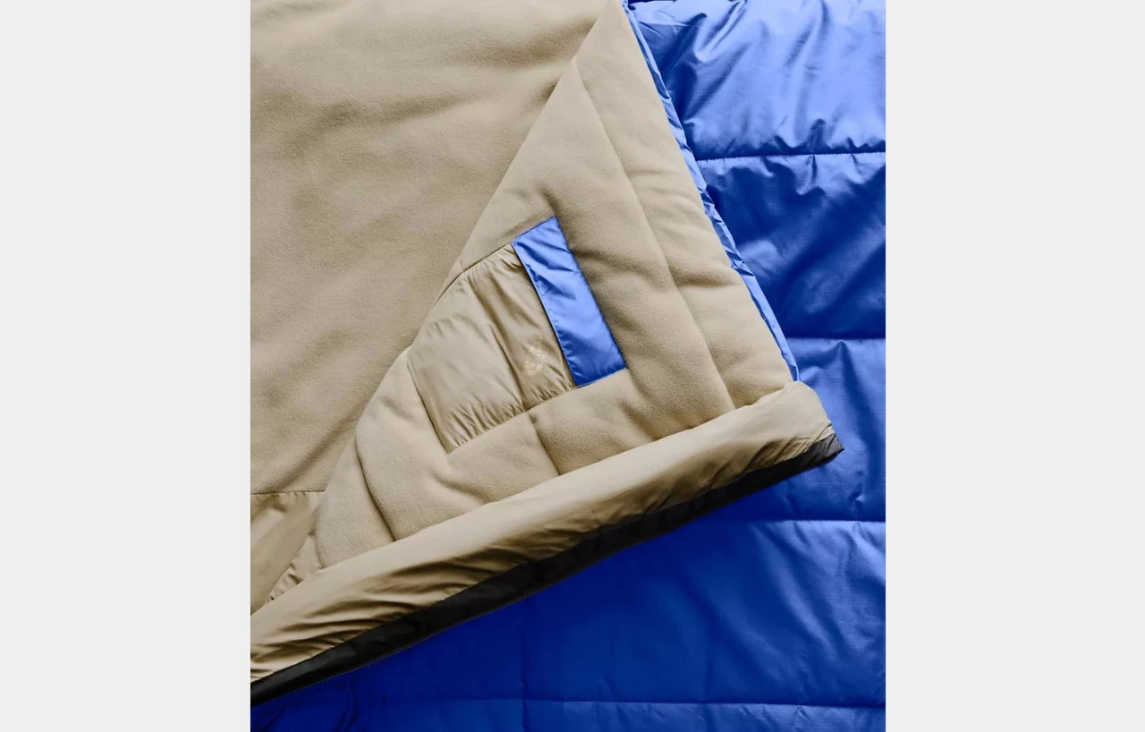 The North Face Eco Trail Bed Double 20 Long Sleeping Bag - TNF Blue/Twill Beige - (Past Season) 3 The North Face Eco Trail Bed Double 20 Long Sleeping Bag - TNF Blue/Twill Beige - (Past Season) - Image 3